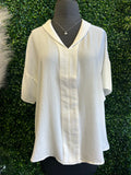 Top with Lapel Collar and Three Quarter Wide Sleeves.