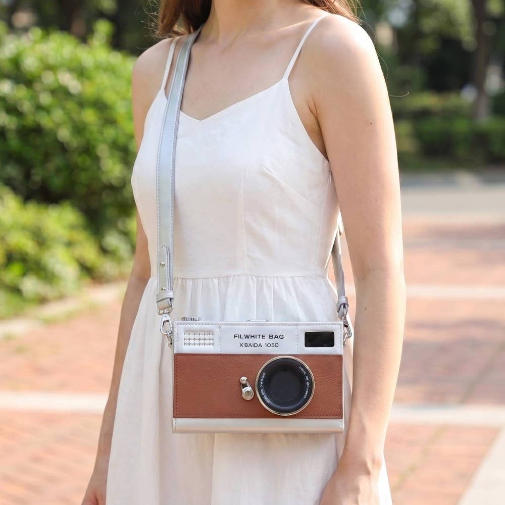 Camera Shaped Crossbody Bag: BKSL