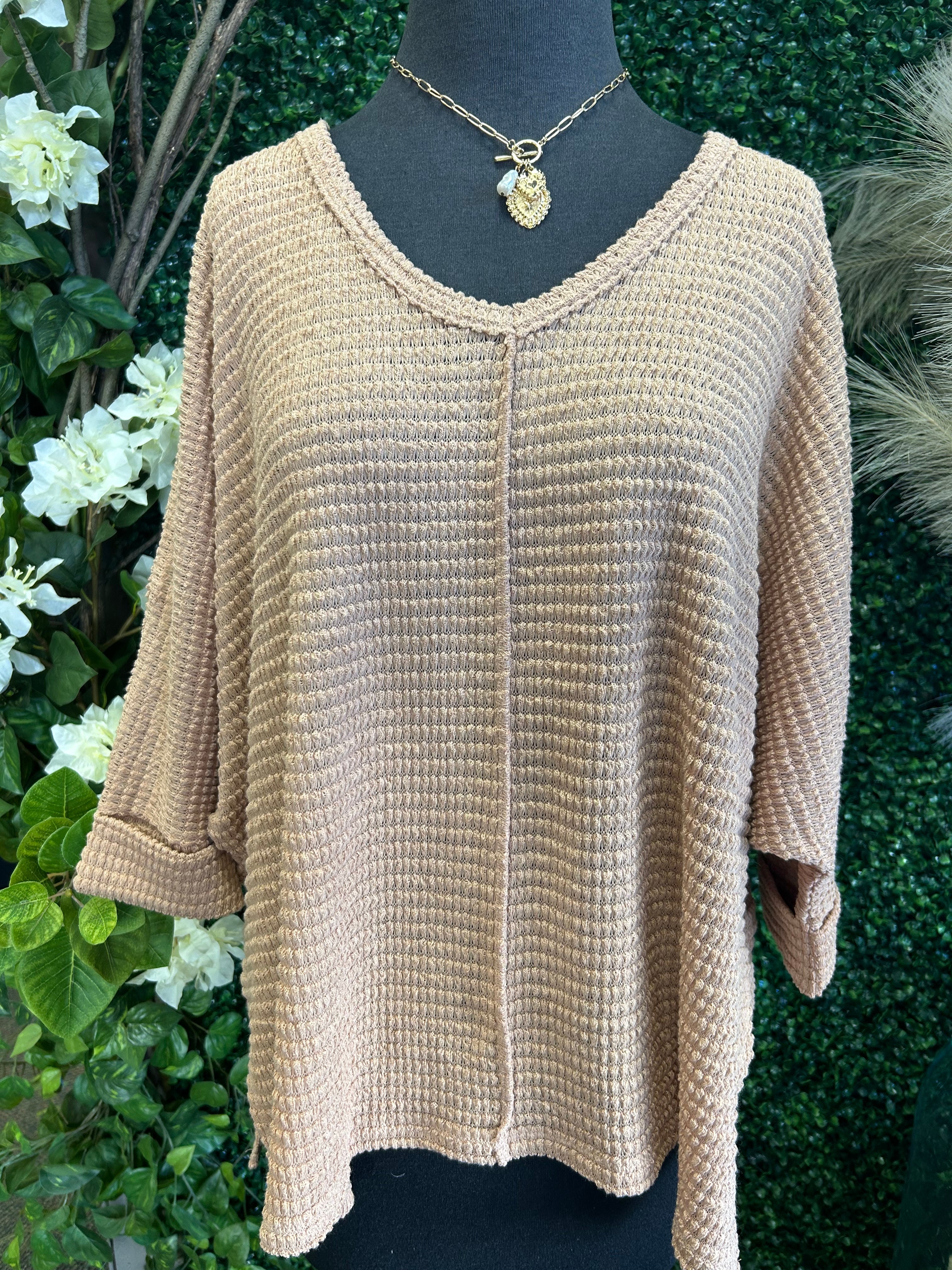 3/4 sleeve v-neck hi-low hem jacquard sweater