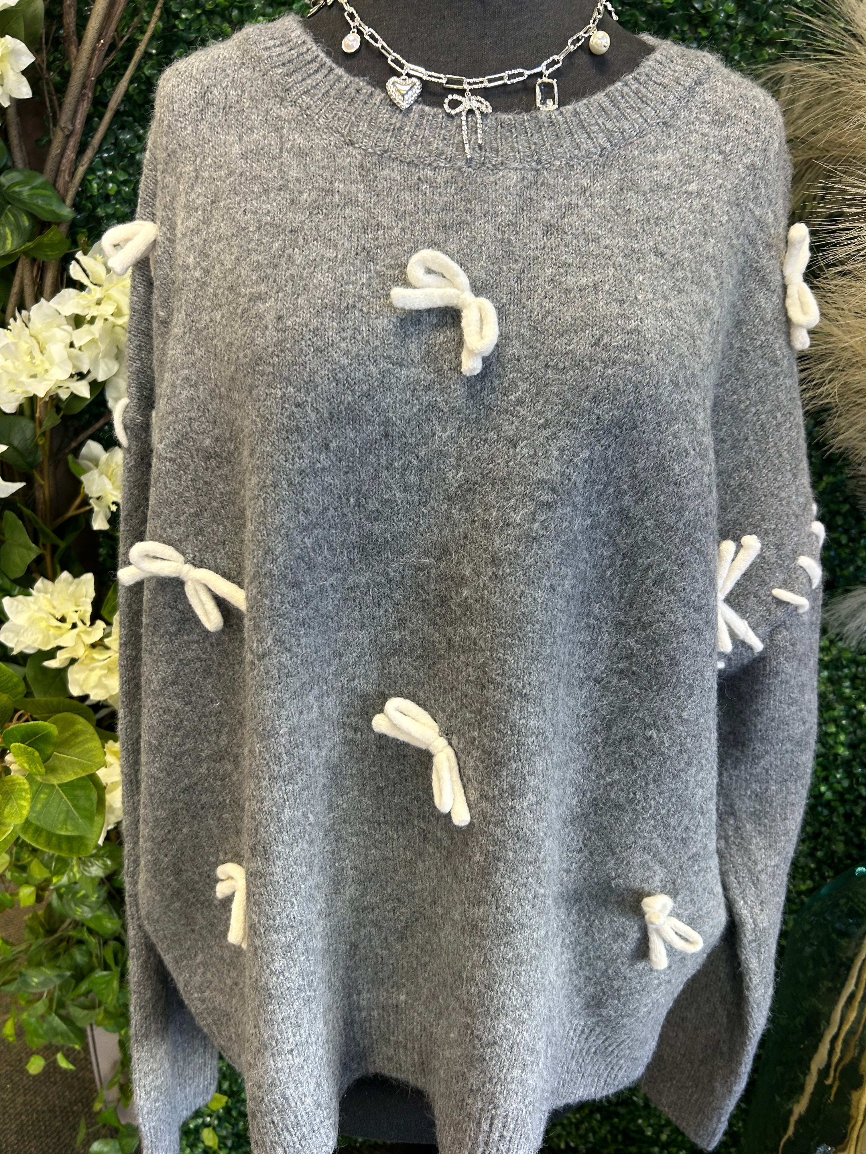Loose Fit Crew-neck Sweater Bow Accents