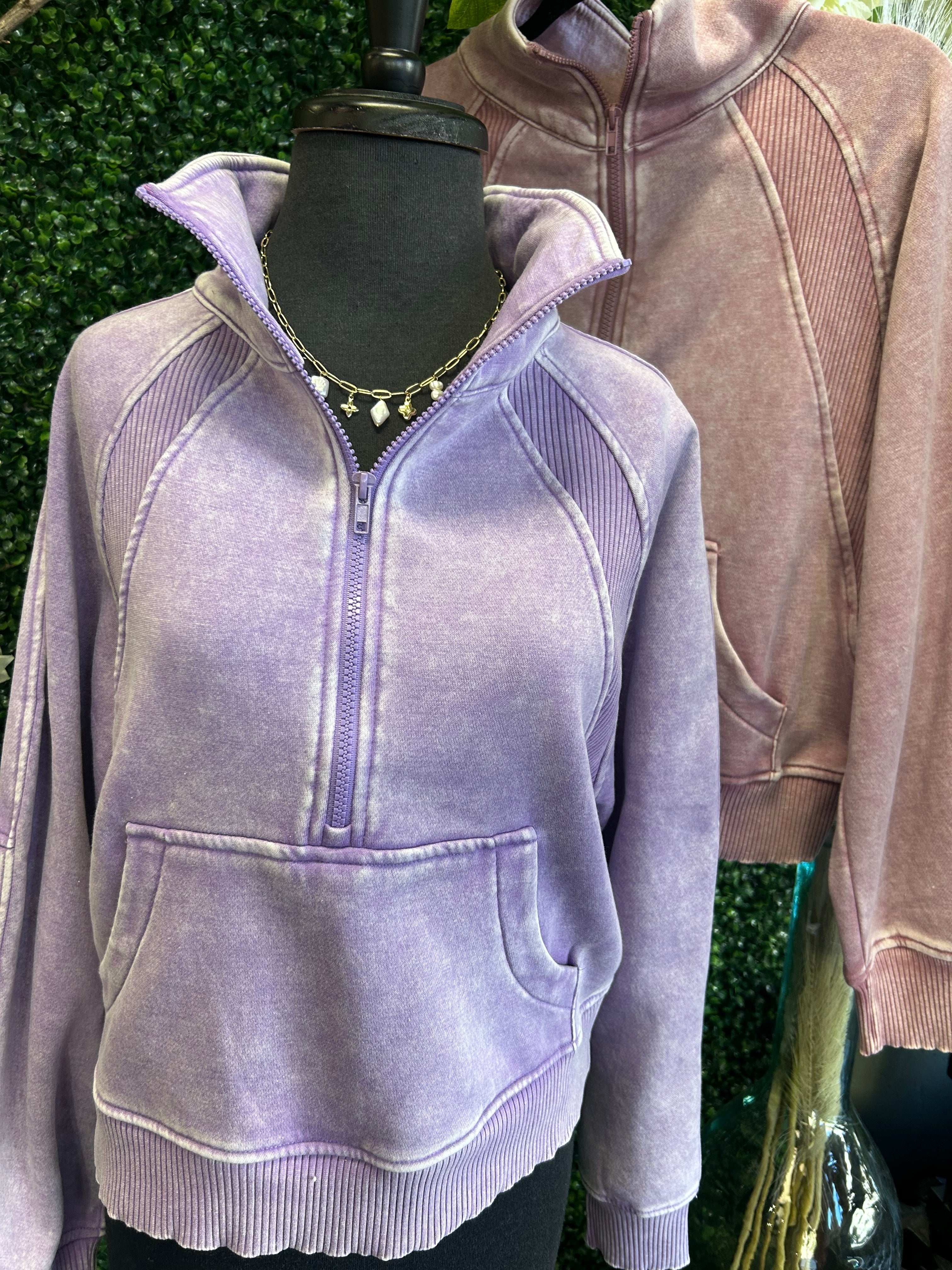 Acid washed half zip fleece pullover kangaroo pocket