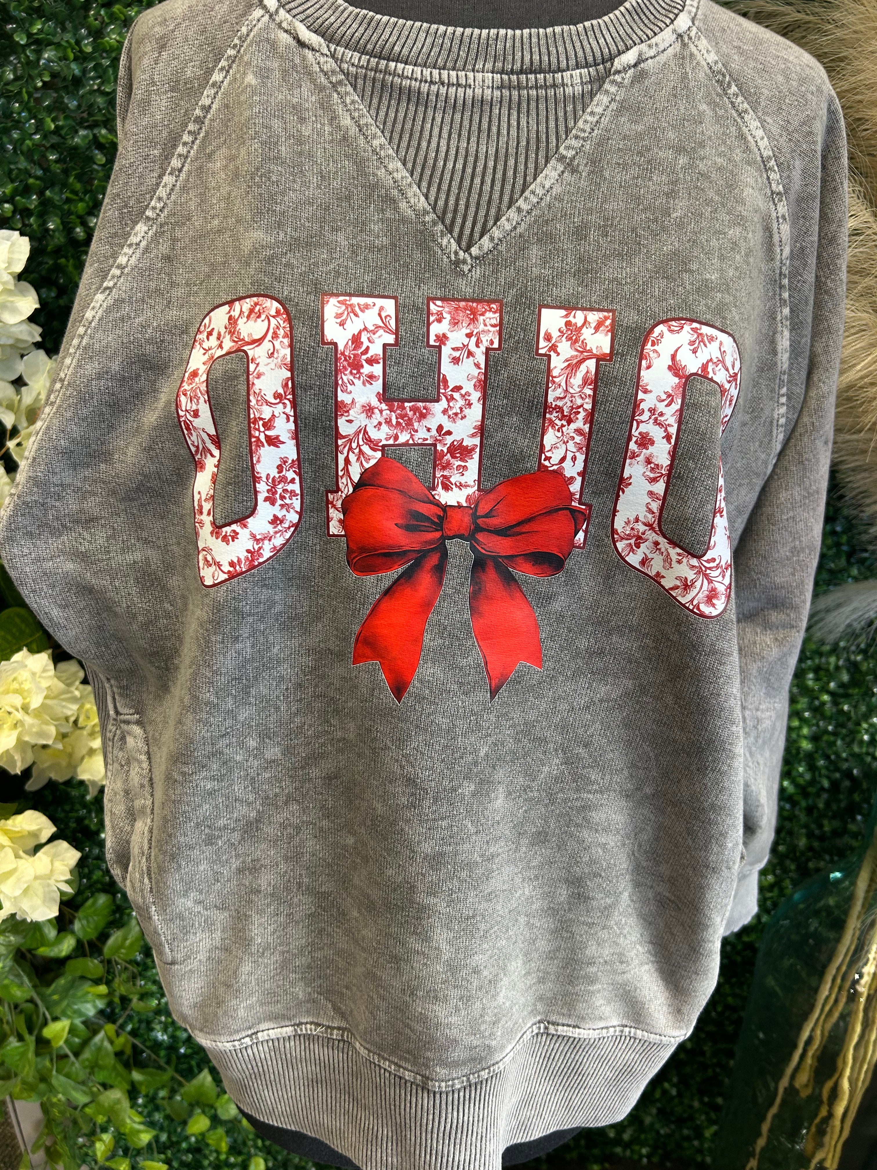 Halo washed french terry round neck pullover