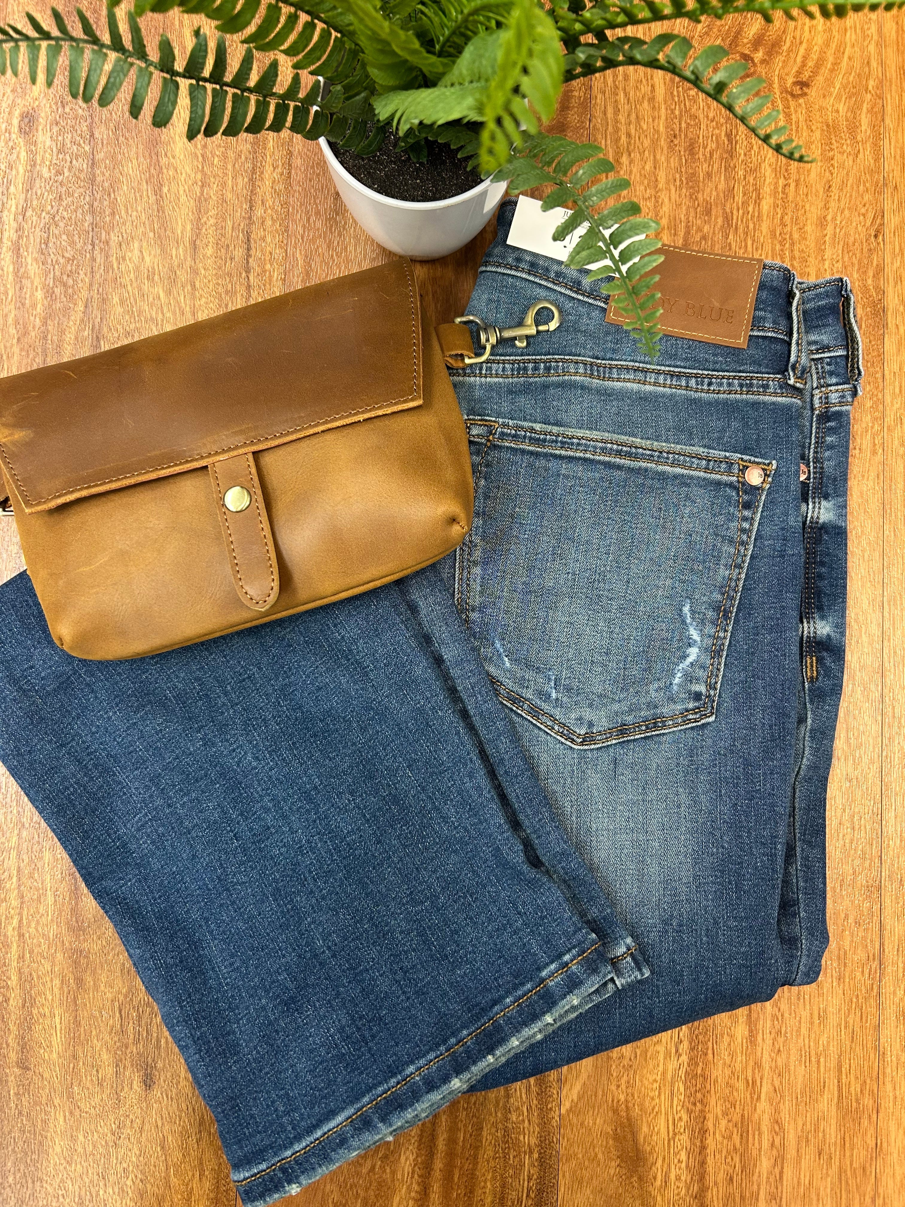 High Waist Straight Fit Jean