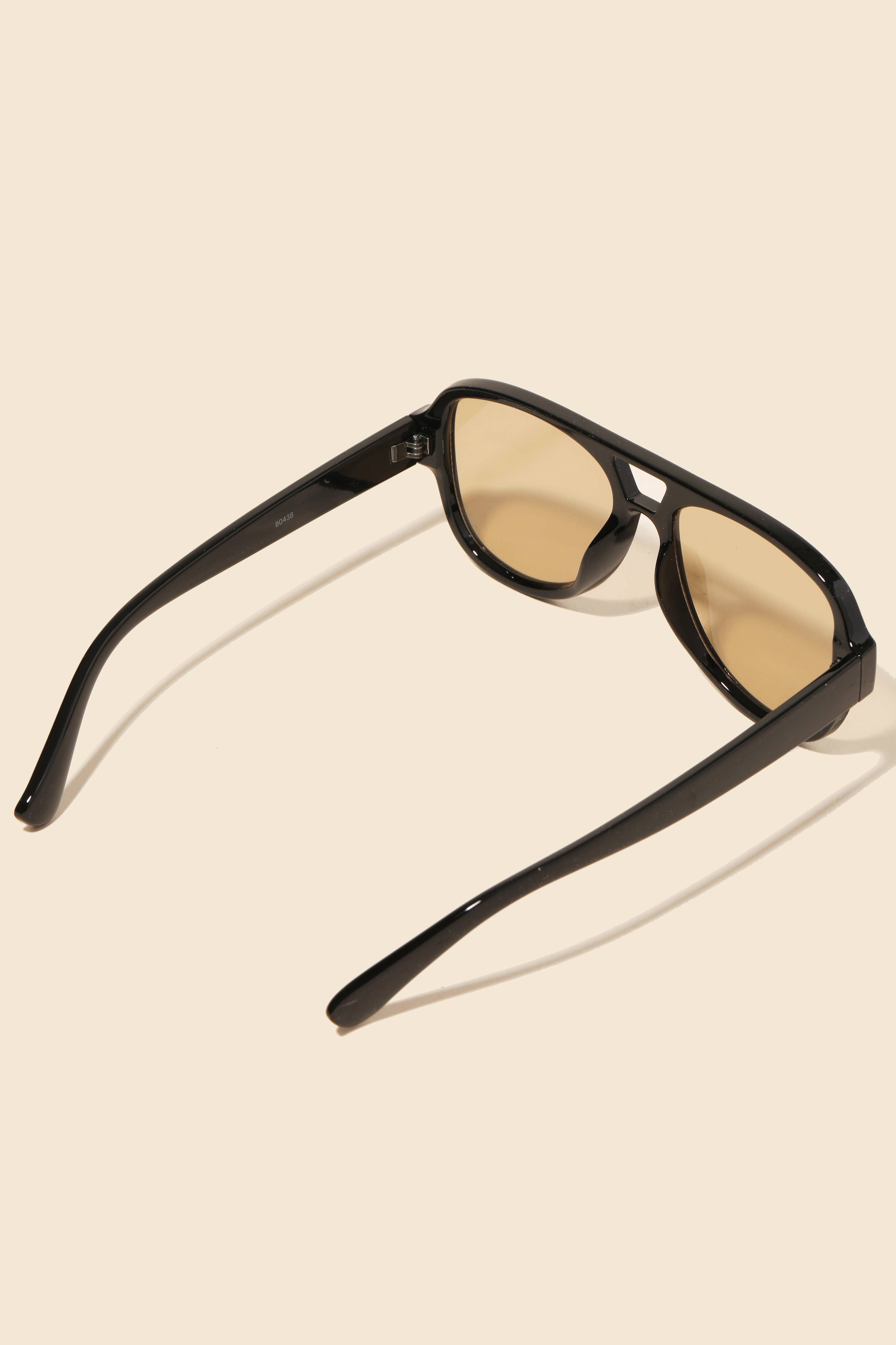 Twelve Piece Tortoise Frame Sunglasses Set: MULTI