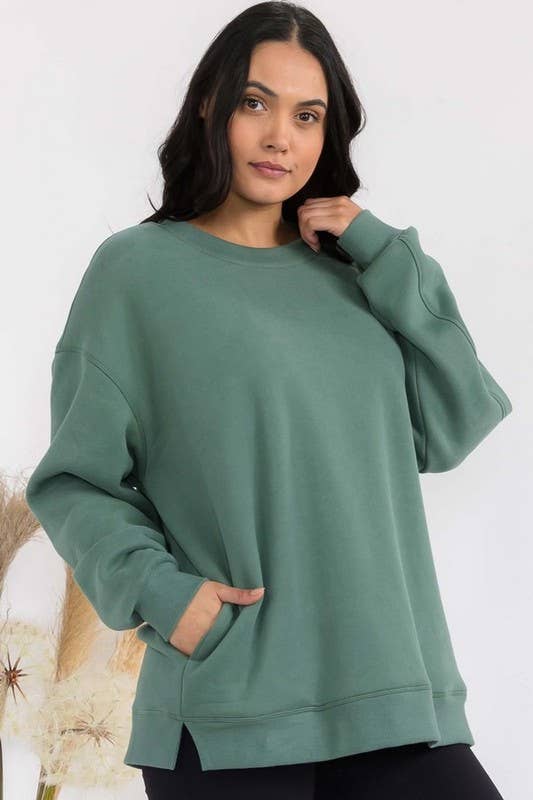 Women's Cozy Fleece Oversized Sweatshirt: Black / XXXL