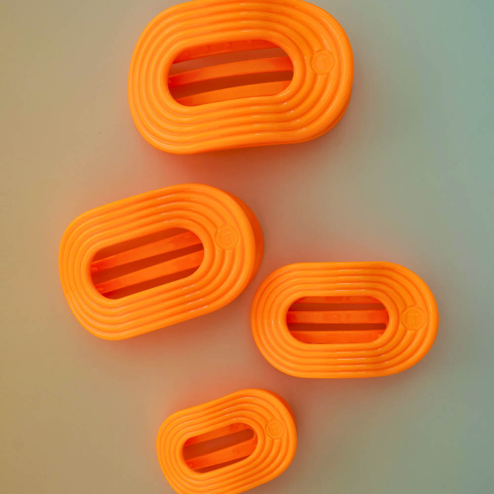 Day Rave Medium Flat Round Hair Clip
