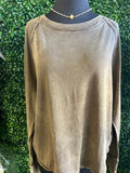 Vintage Wash Pullover w/Thumb Holes