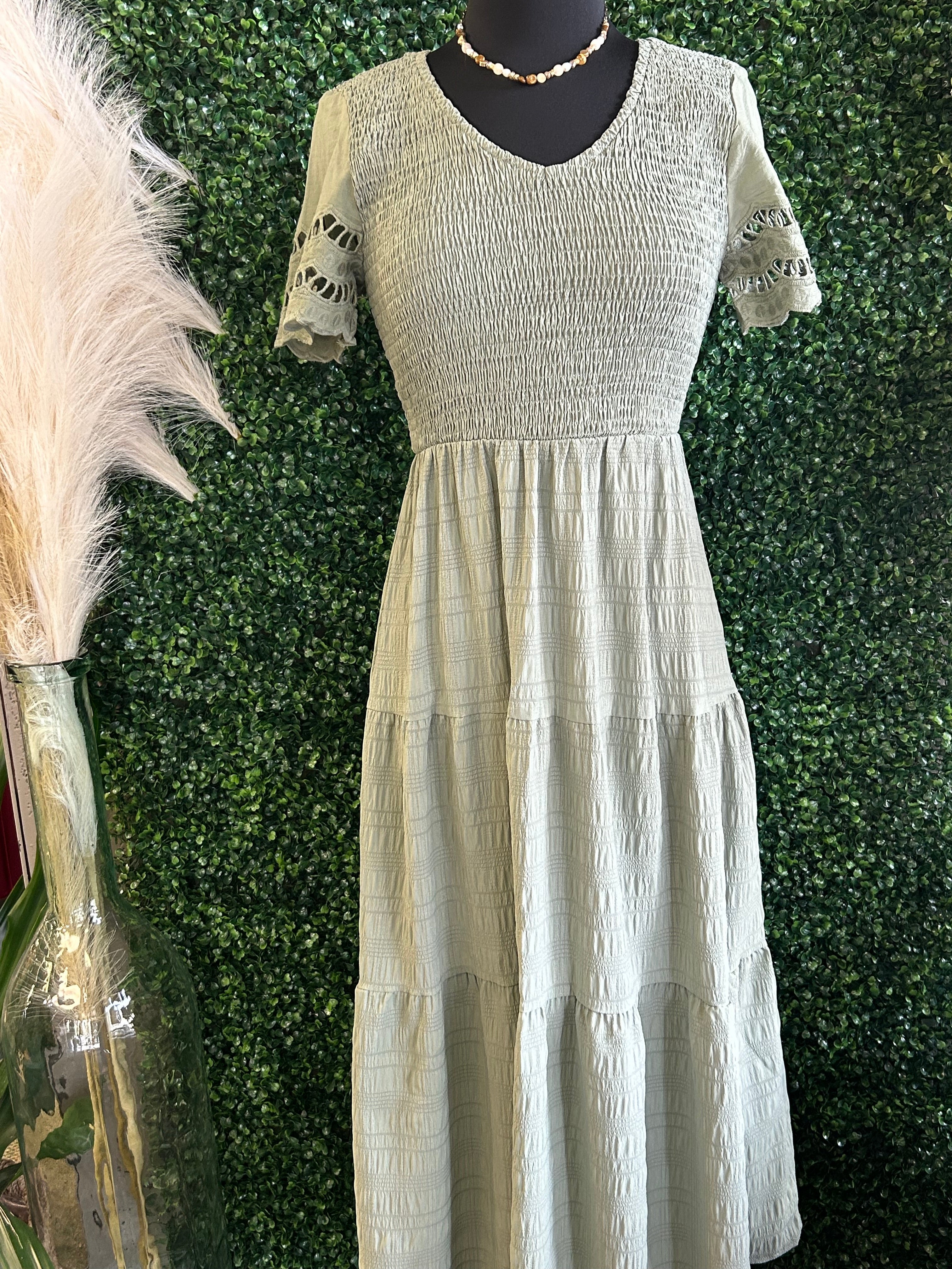 Vintage Lace Sleeve Dress