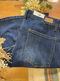 Highwaisted Pull-on Flair Jean