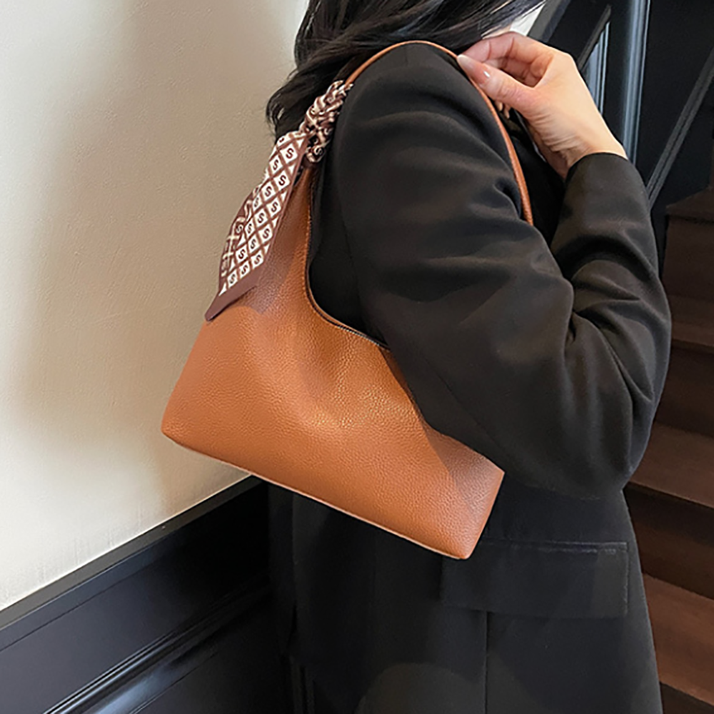 Chic Small PU Underarm Hobo Bag: Brown