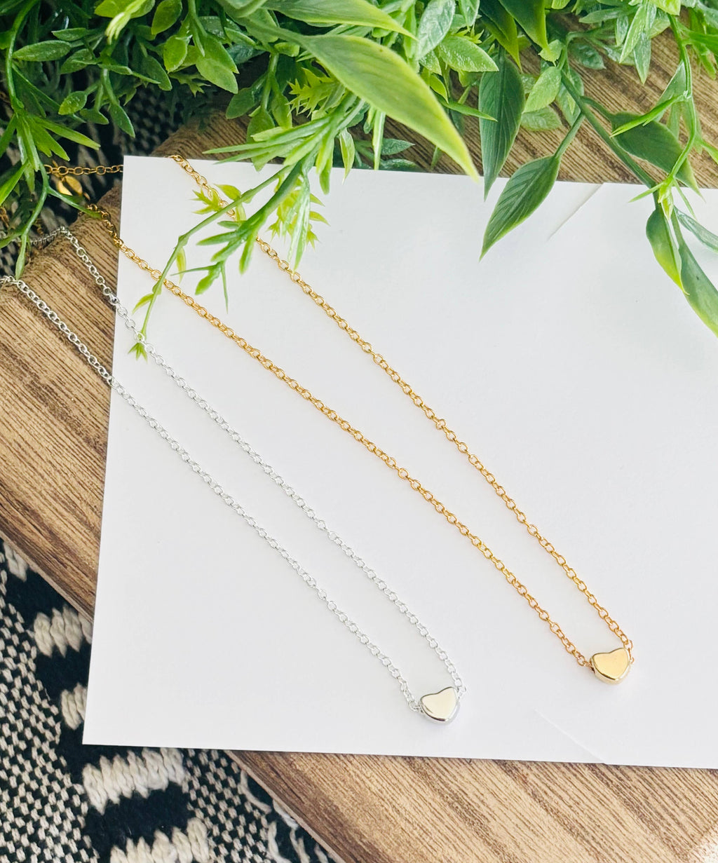 Stunning Mother's Day Heart Necklace & Stationery Card