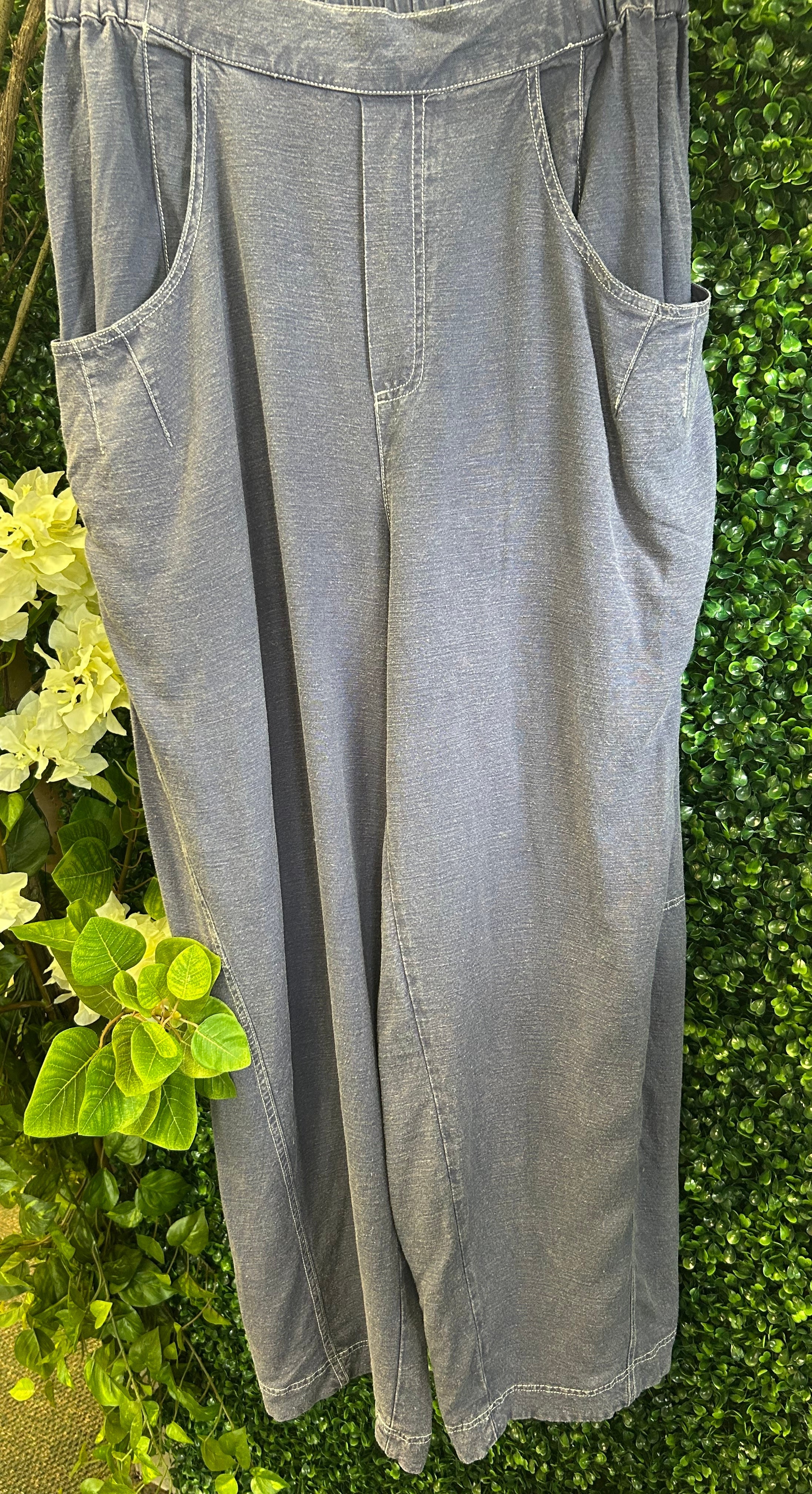 Linen/Rayon Barrel Pants