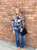 black/ gray camo neck top