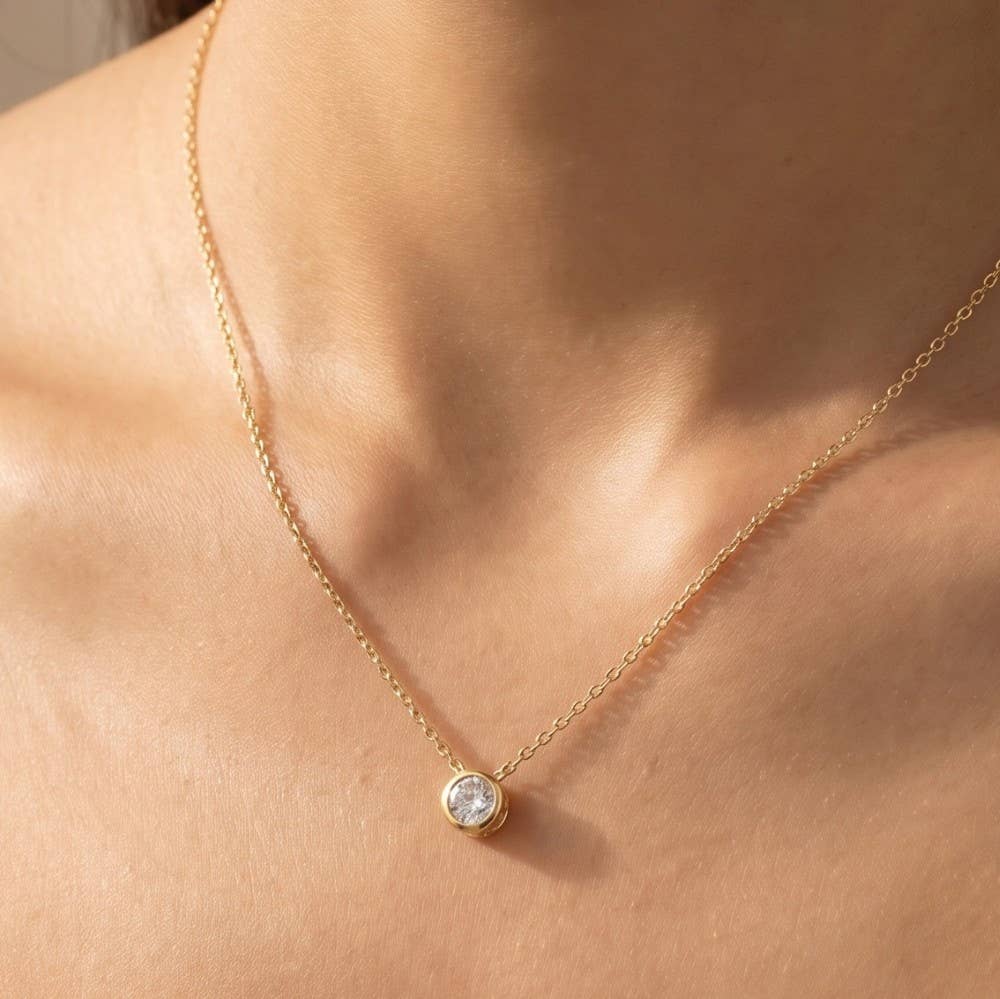 Round Cz Bezel Pendant Necklace: S