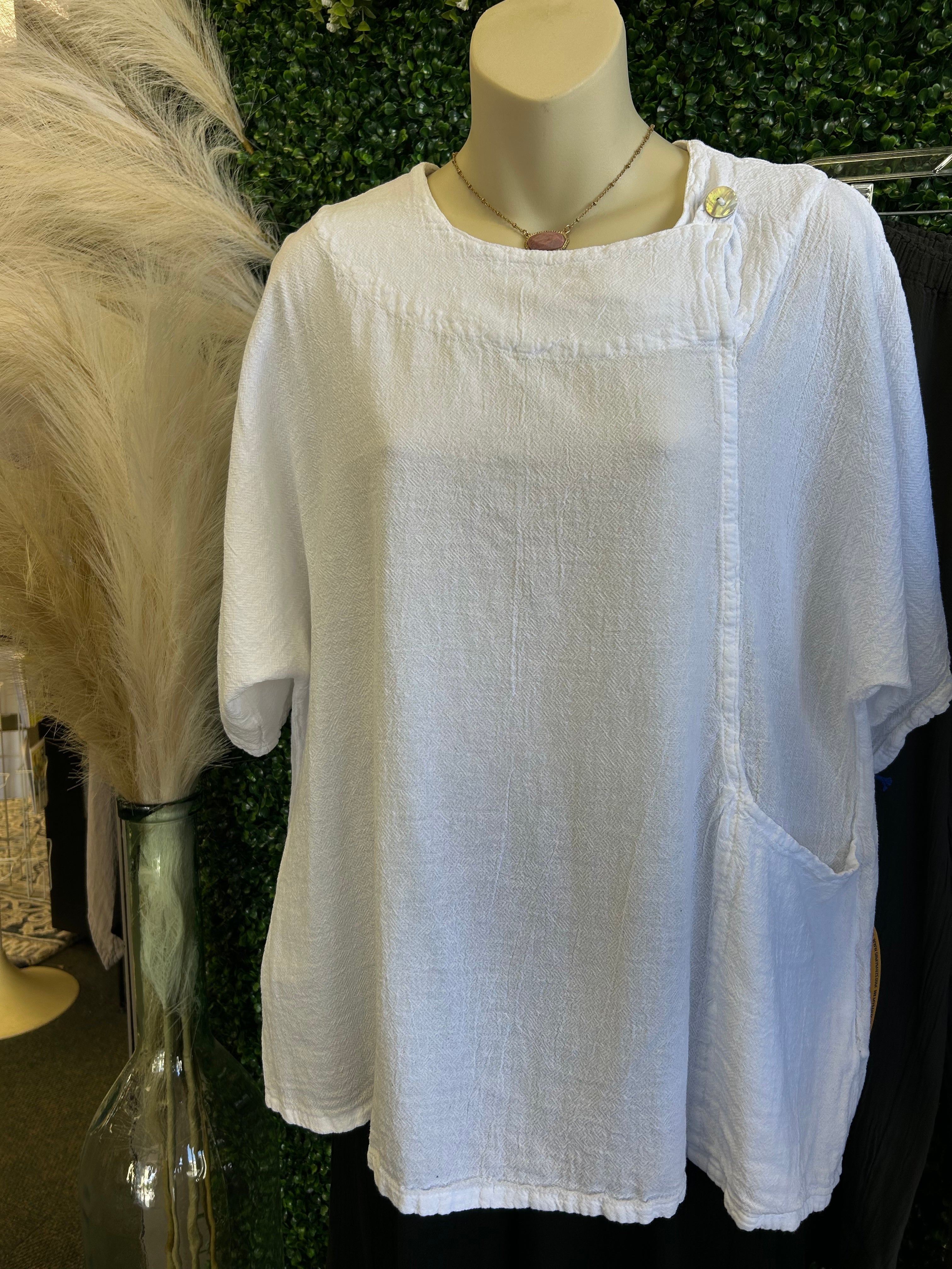 Athena Single Button Top