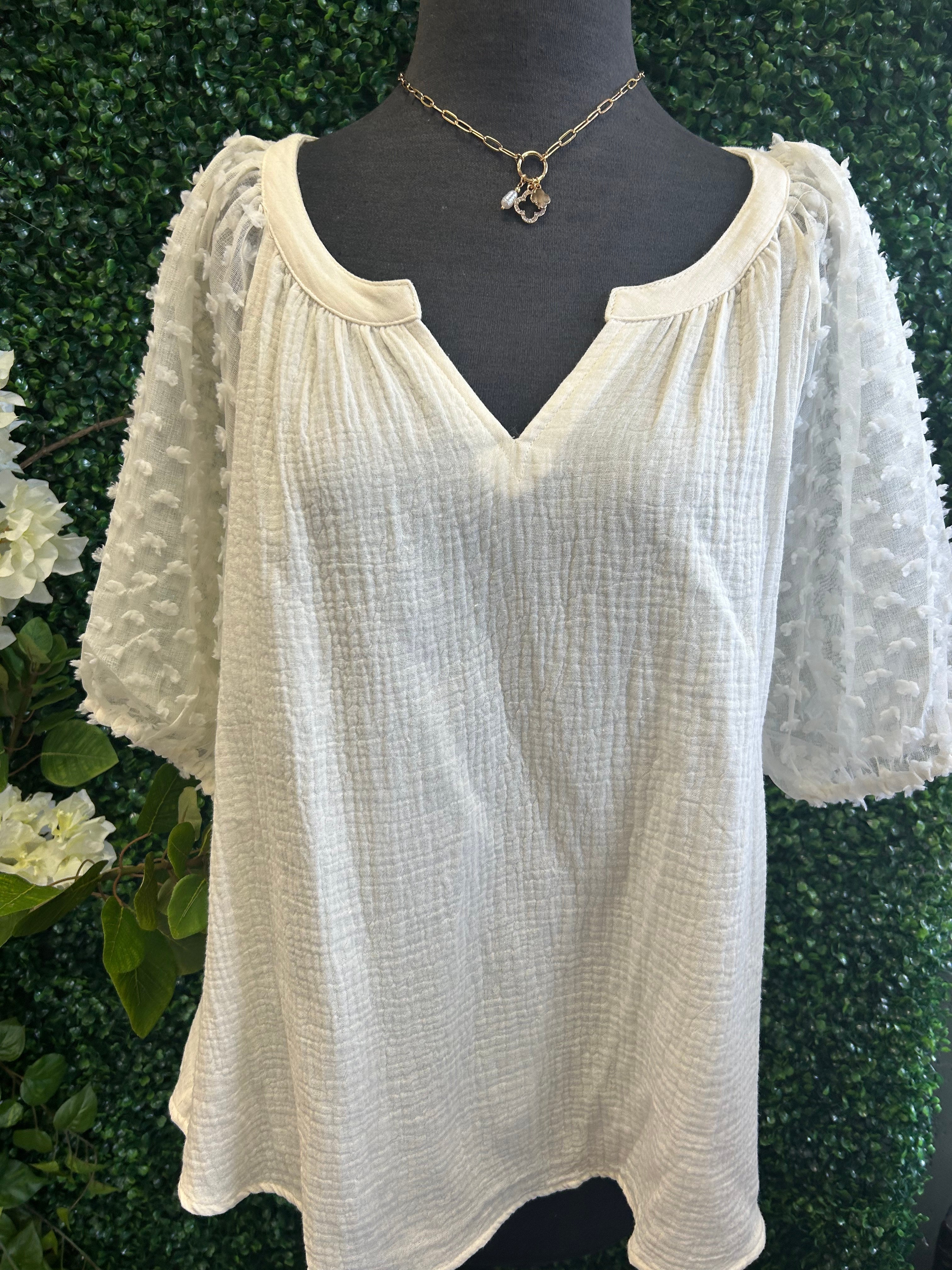 Floral Applique Puffed Sleeve Top