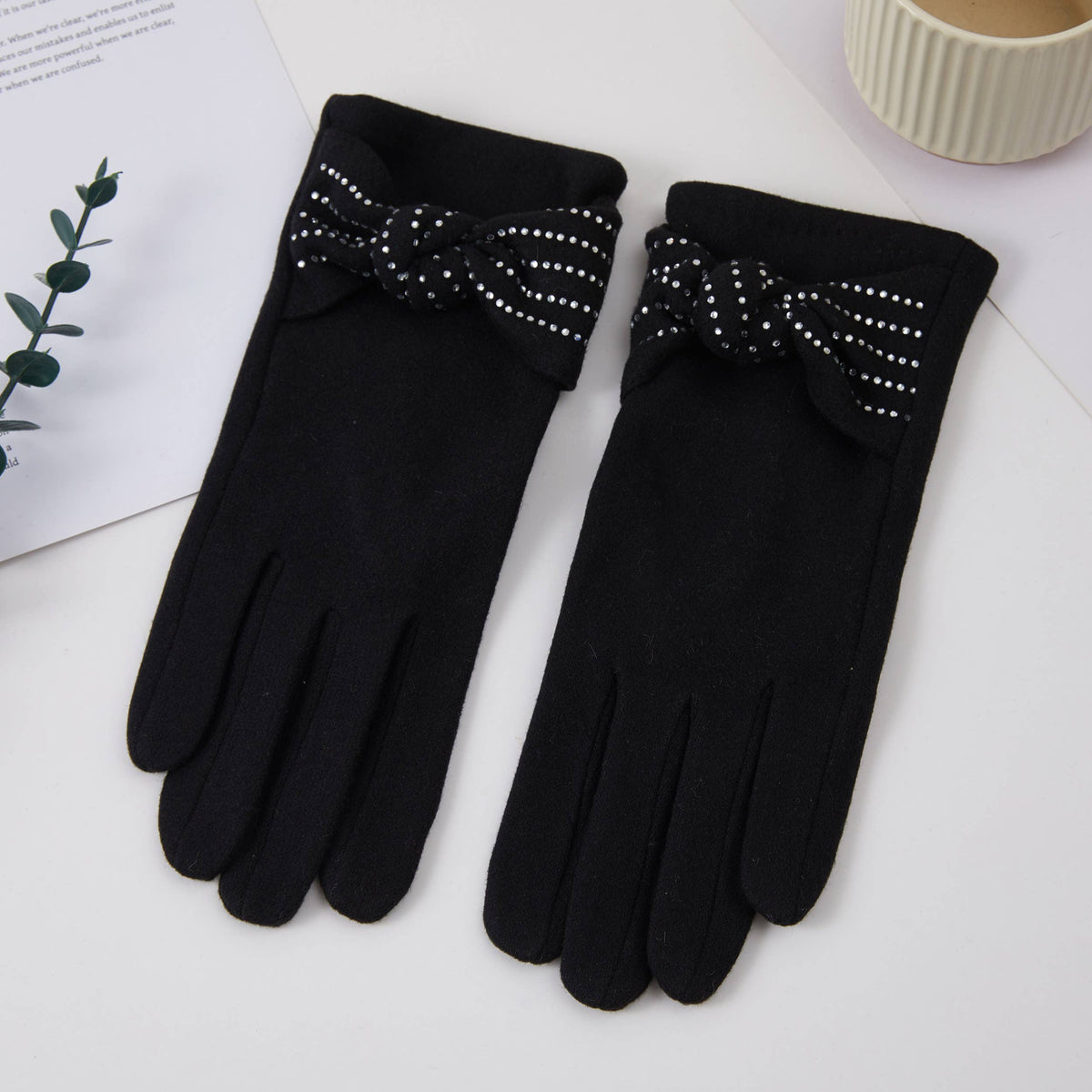 Stone Deco Bow Knit Winter Gloves: Red
