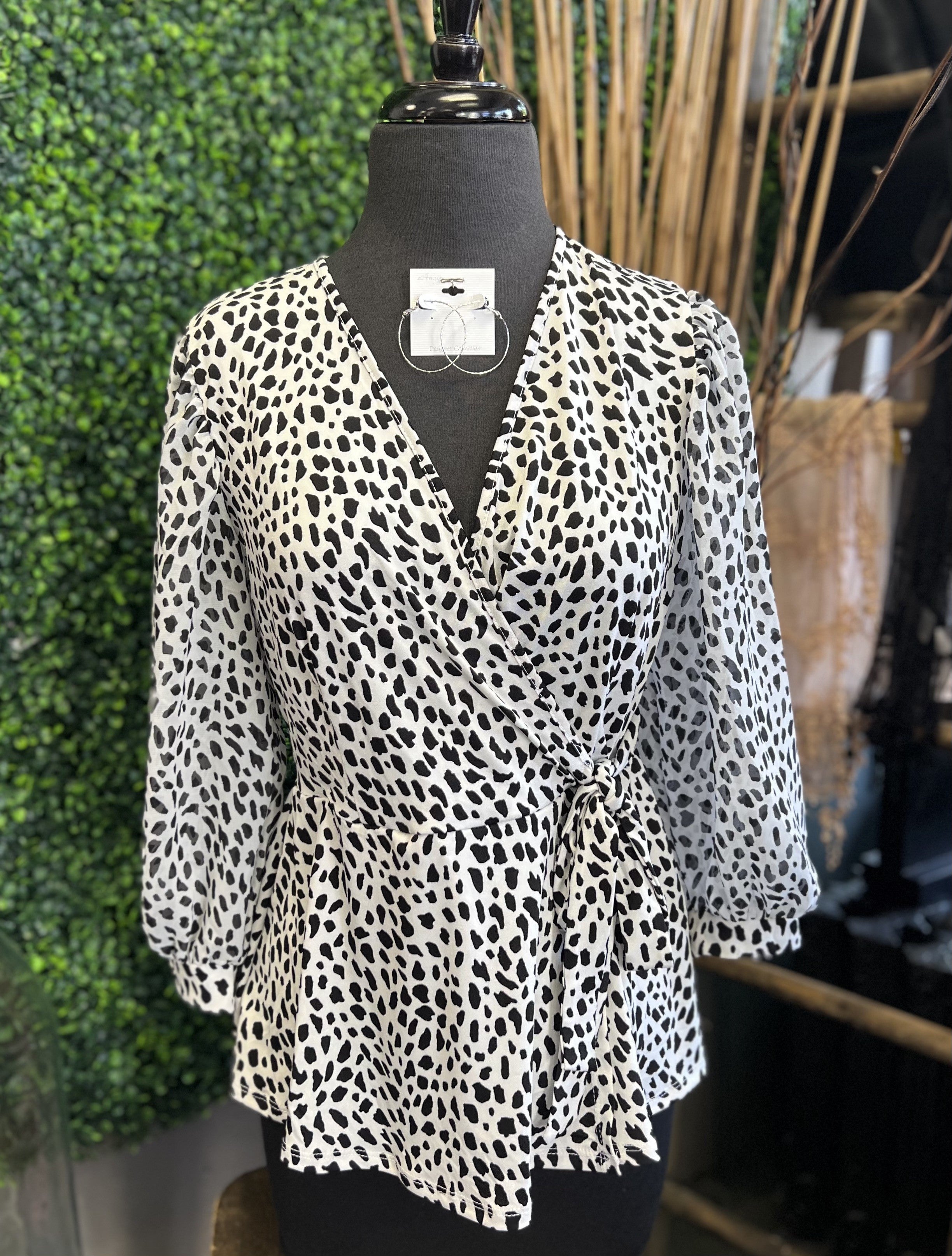 Tie Waist Lantern Sleeve Top