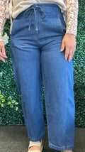 Denim High-rise Seamed Pockets Straight Leg Jeans