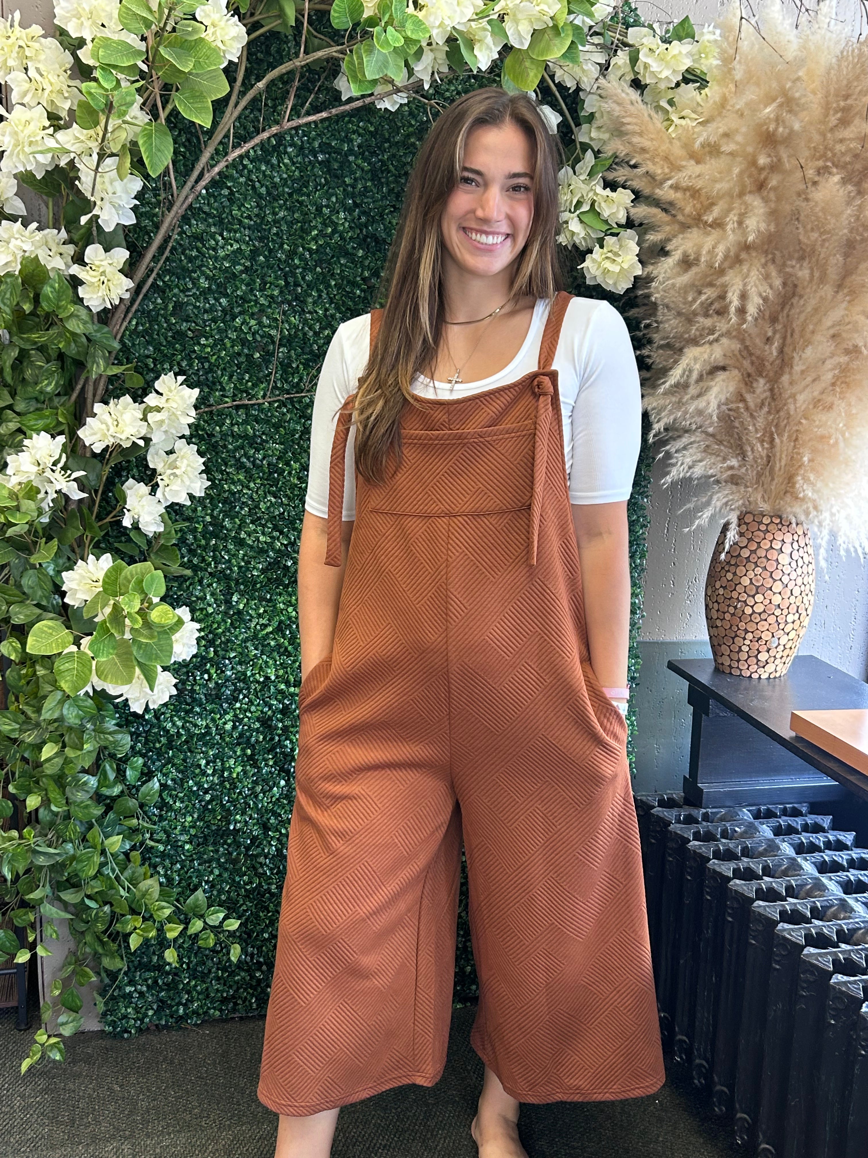 Textured Cropped Overall Pants
