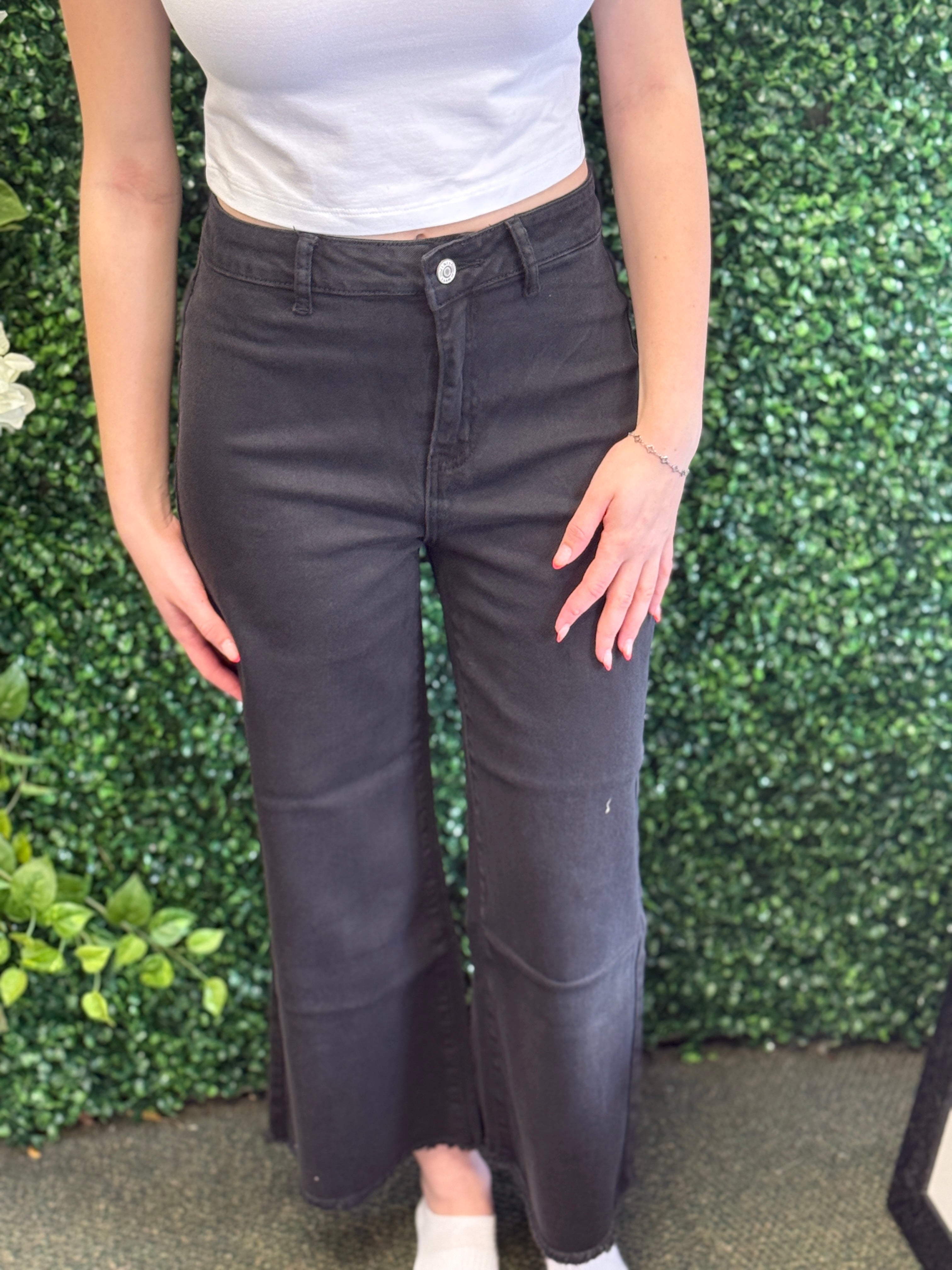 ACID WASHED HIGH WAIST FRAYED HEM STRAIGHT PANTS