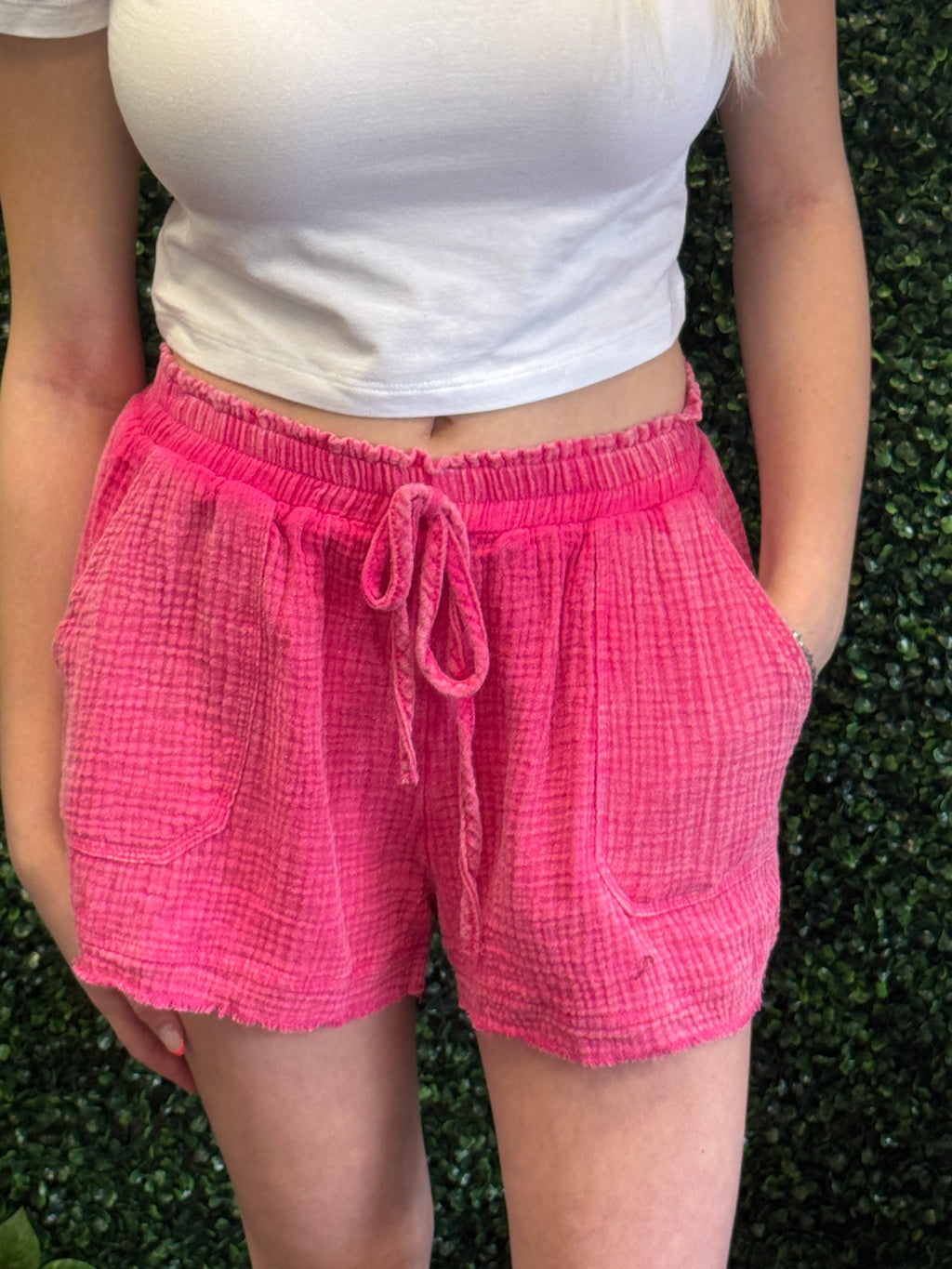 Drawstring Shorts w/ Frayed Hem