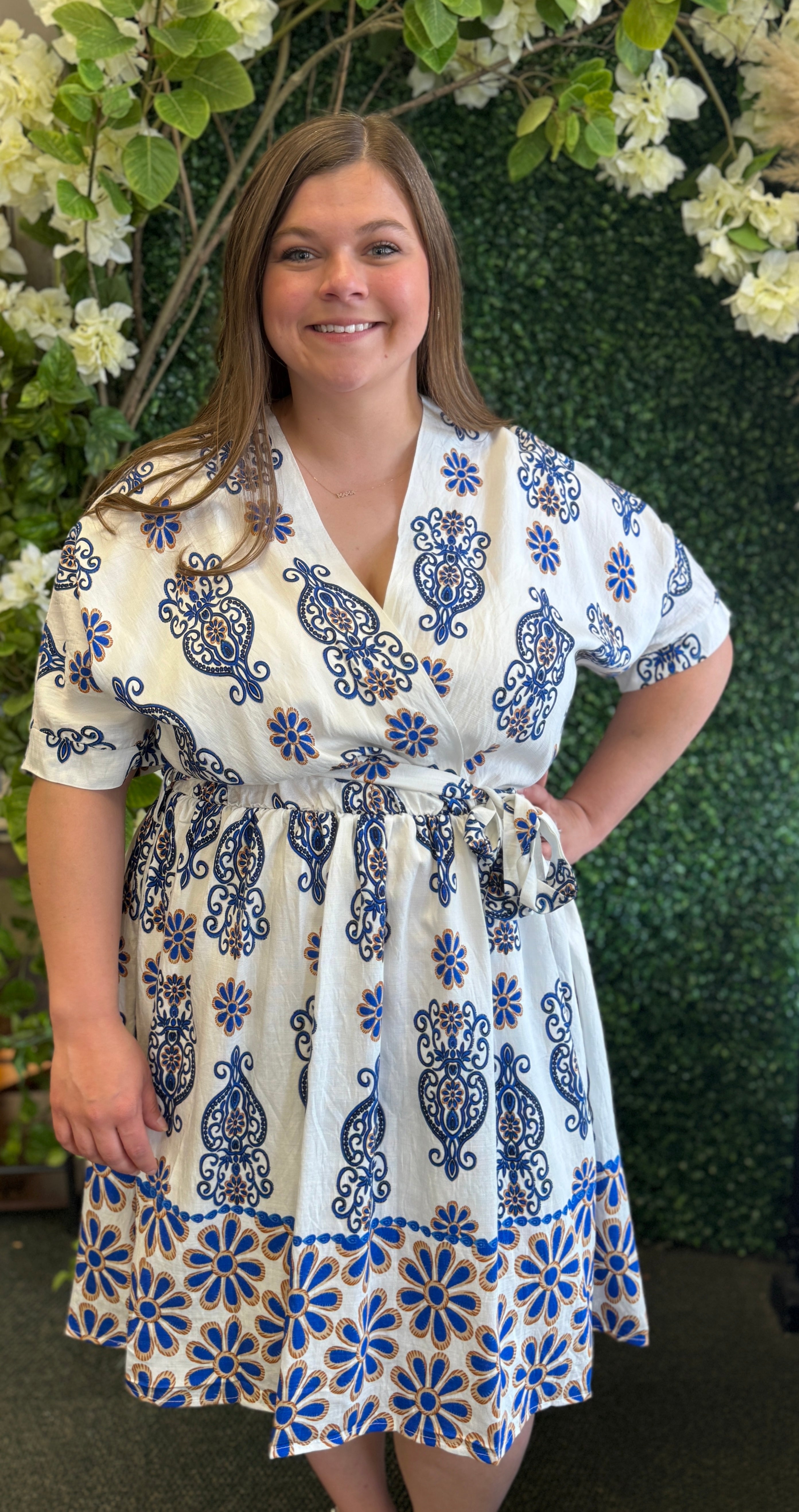 Plus Size Graphic Print Short Dress