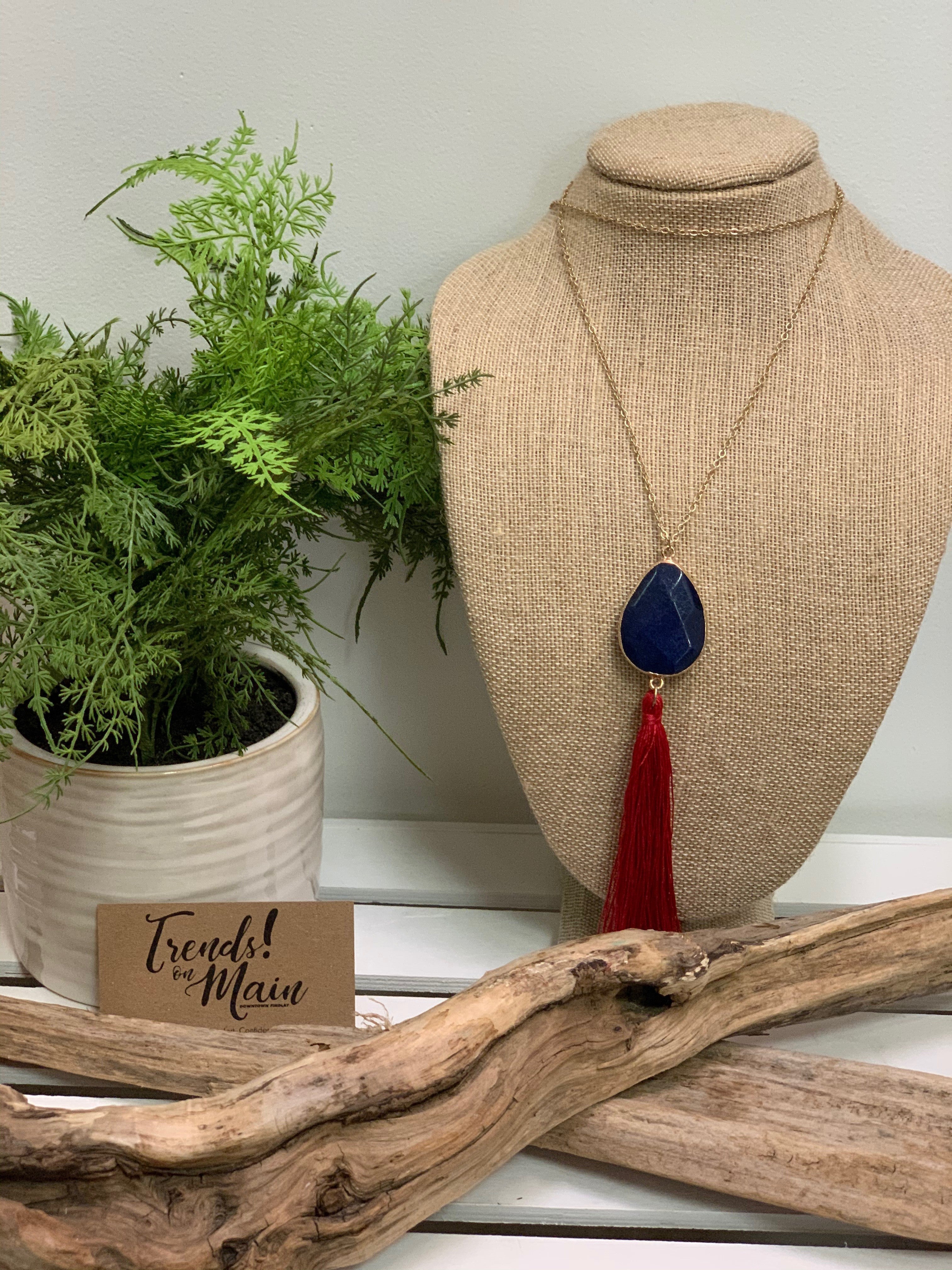 Red/blue long tassel necklace