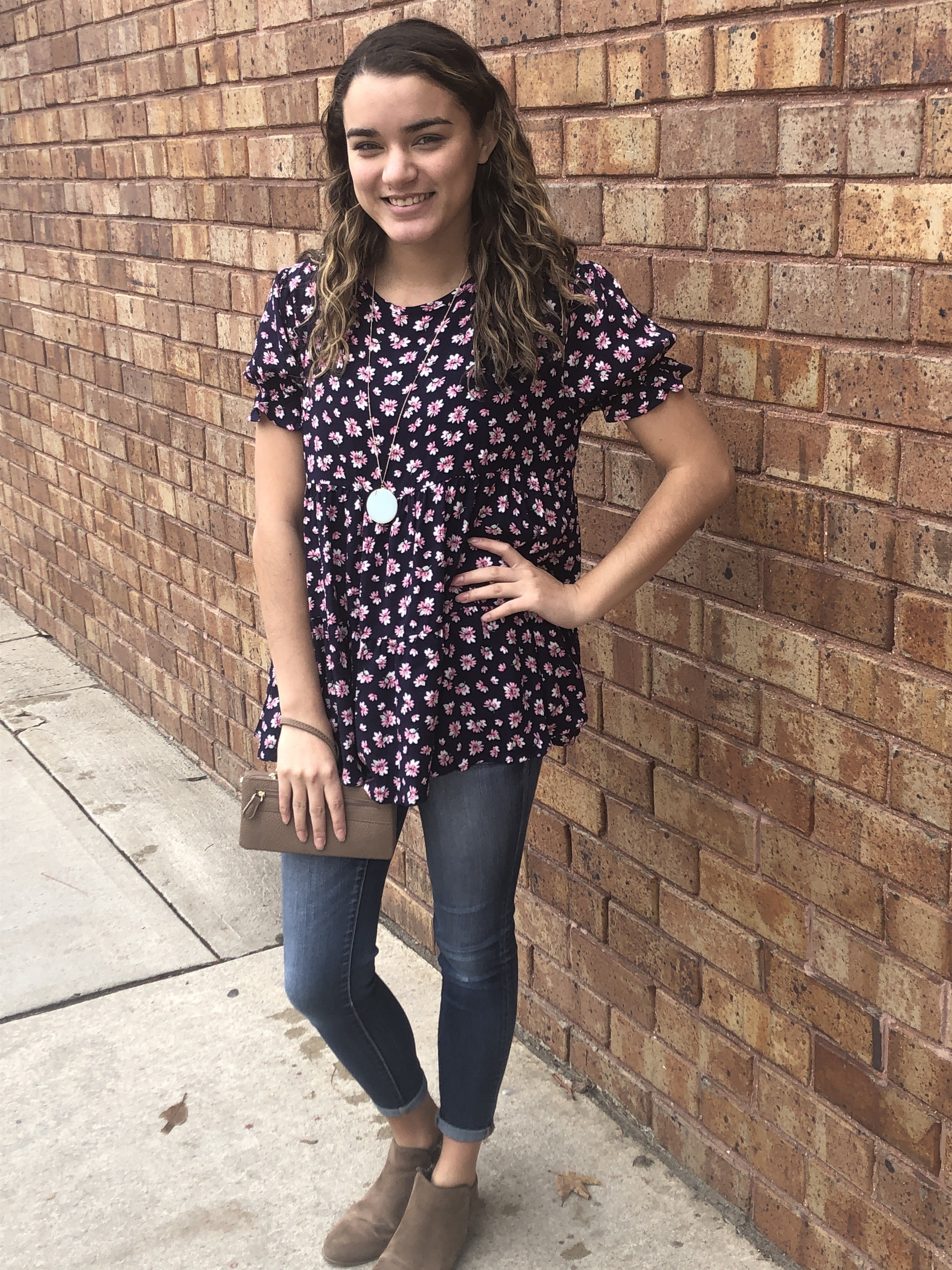 Floral Printed Pull Sleeve Top