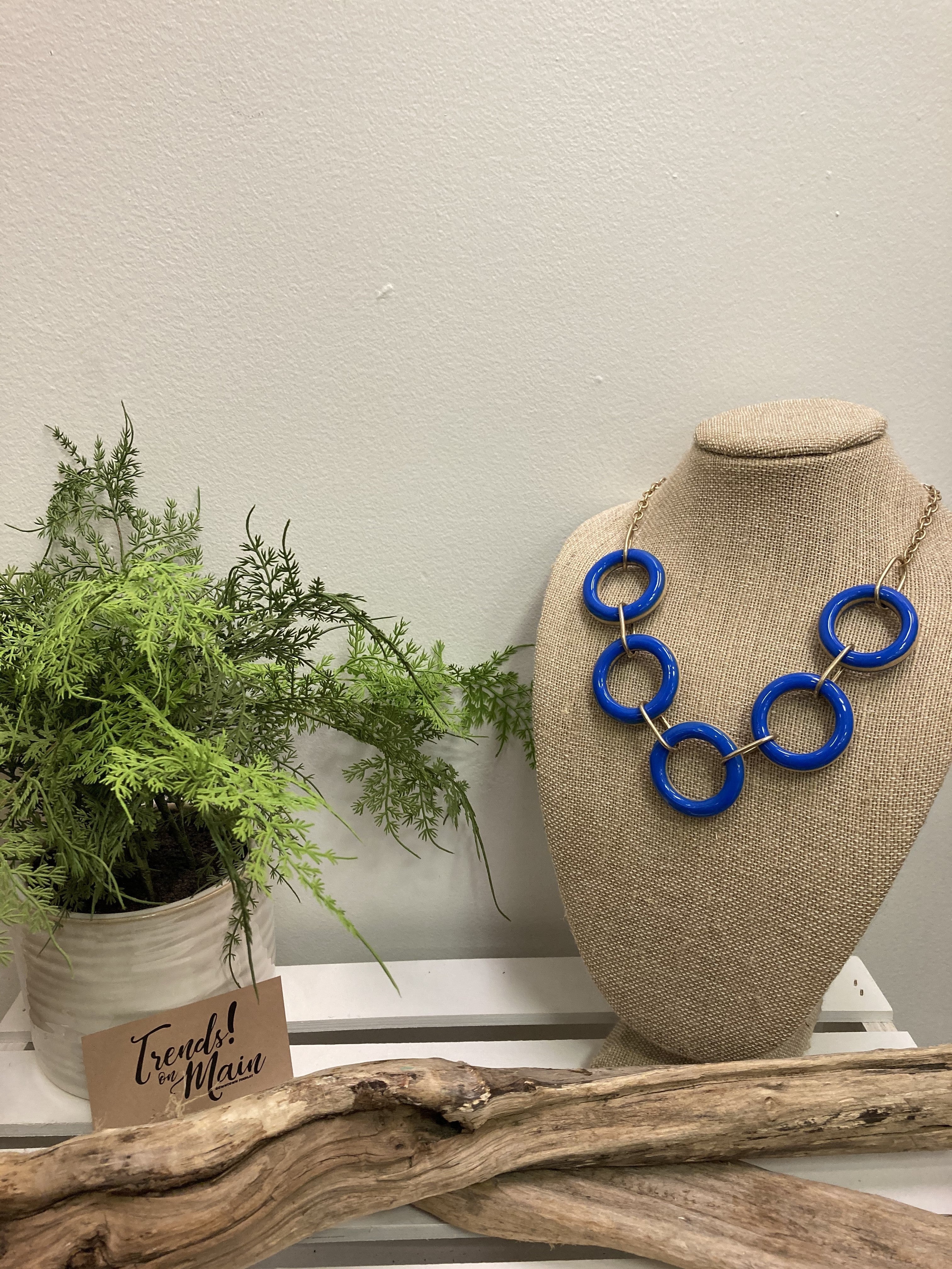 Royal ring necklace