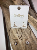 Gold/crystal earrings