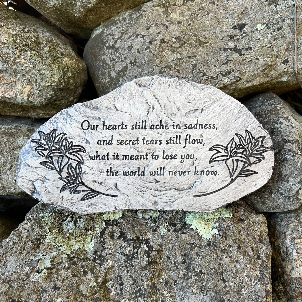 Memorial Garden Stones: Memorial Lilies