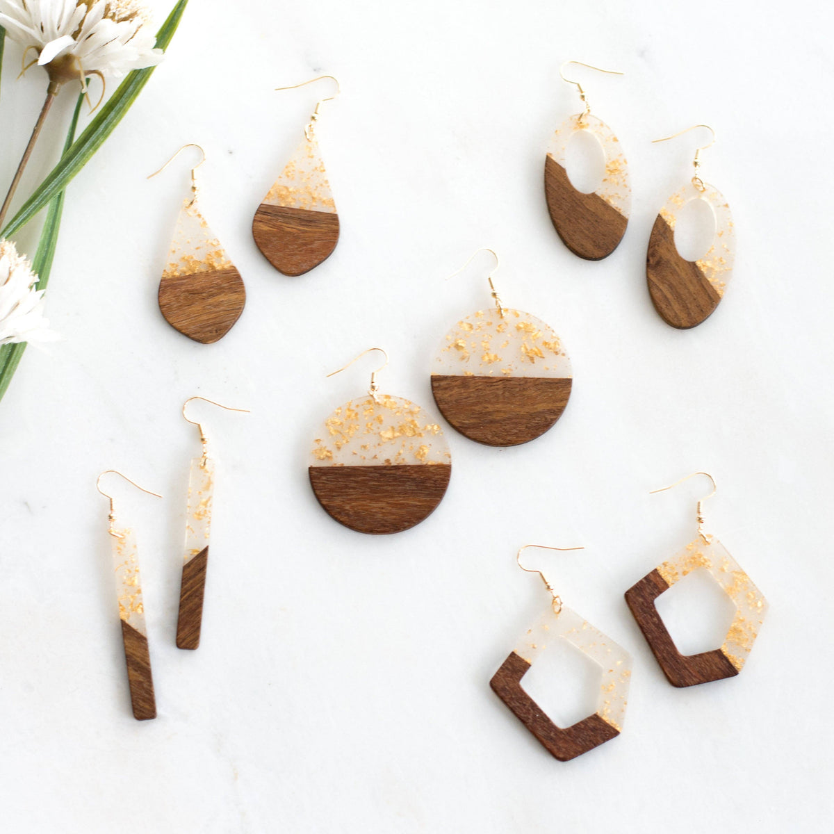 Gold Fleck Resin Wood Earrings: Bar