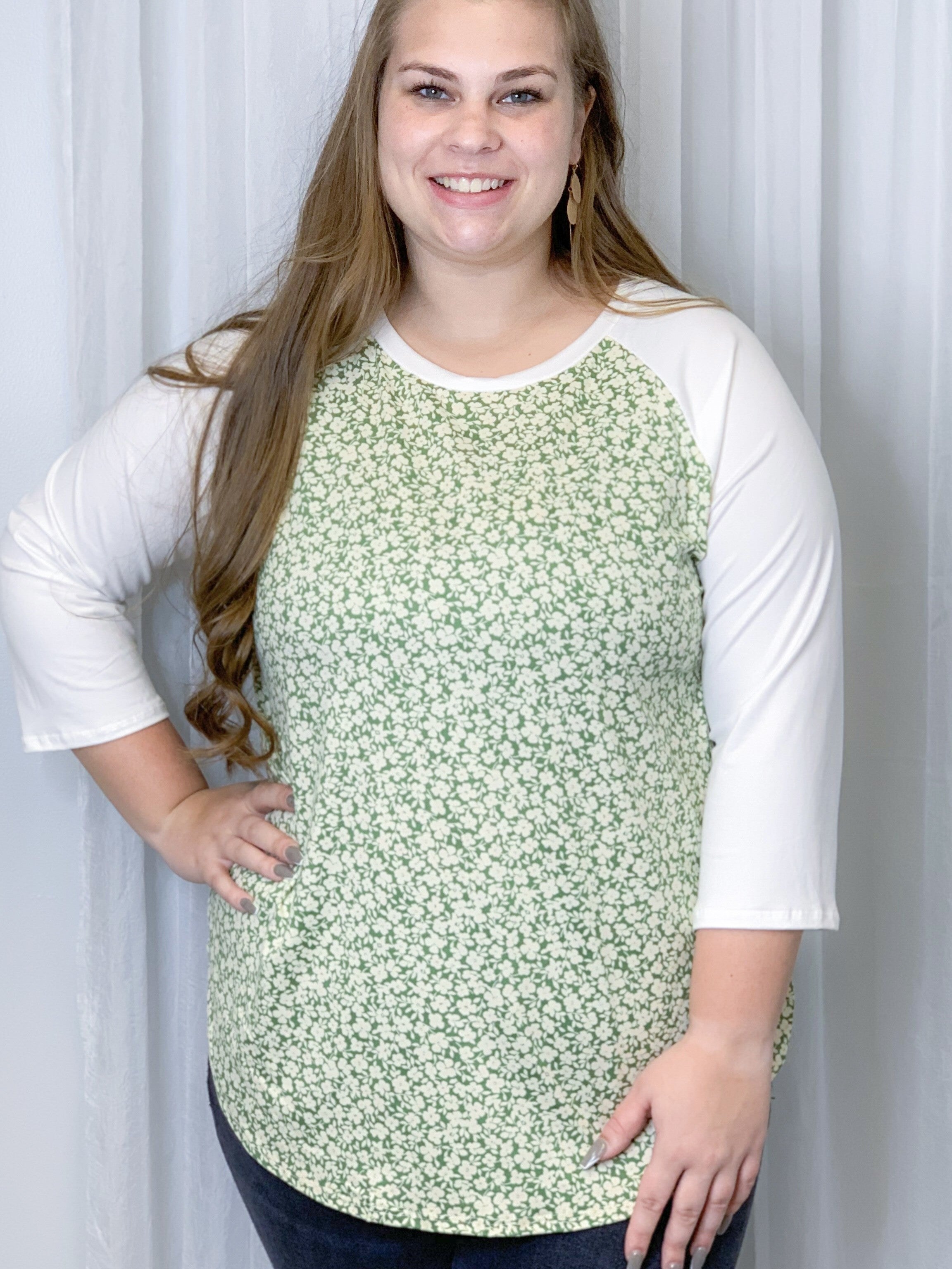 Green Daisy Raglan Top