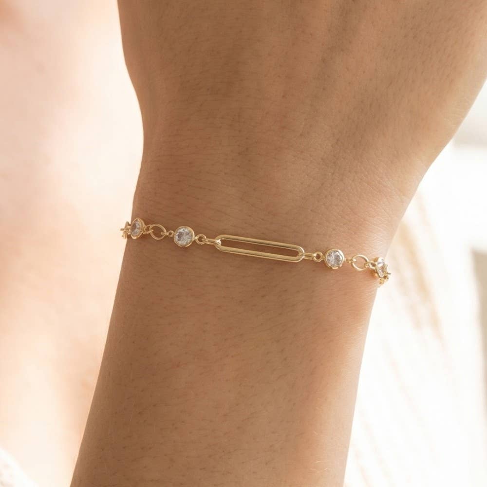Bar & Round Cz Bezel Station Chain Bracelet: G