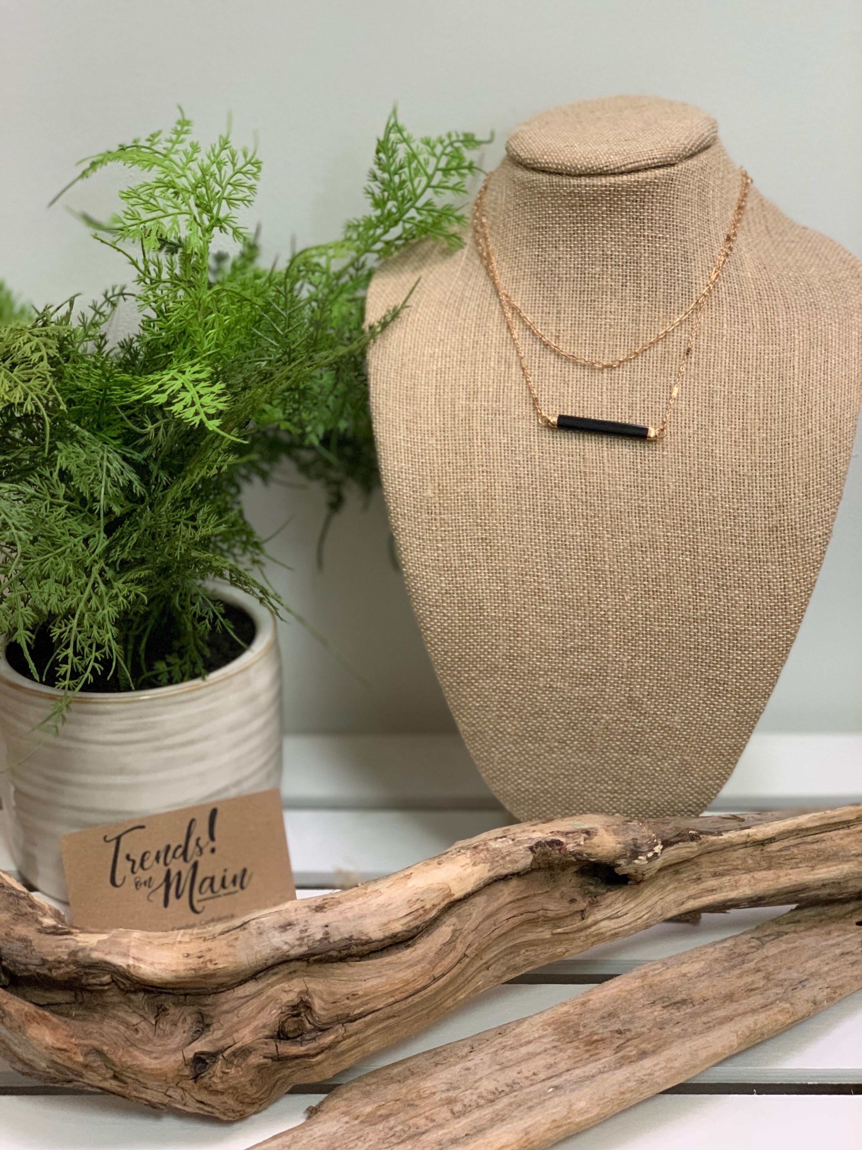 Double string bar necklace