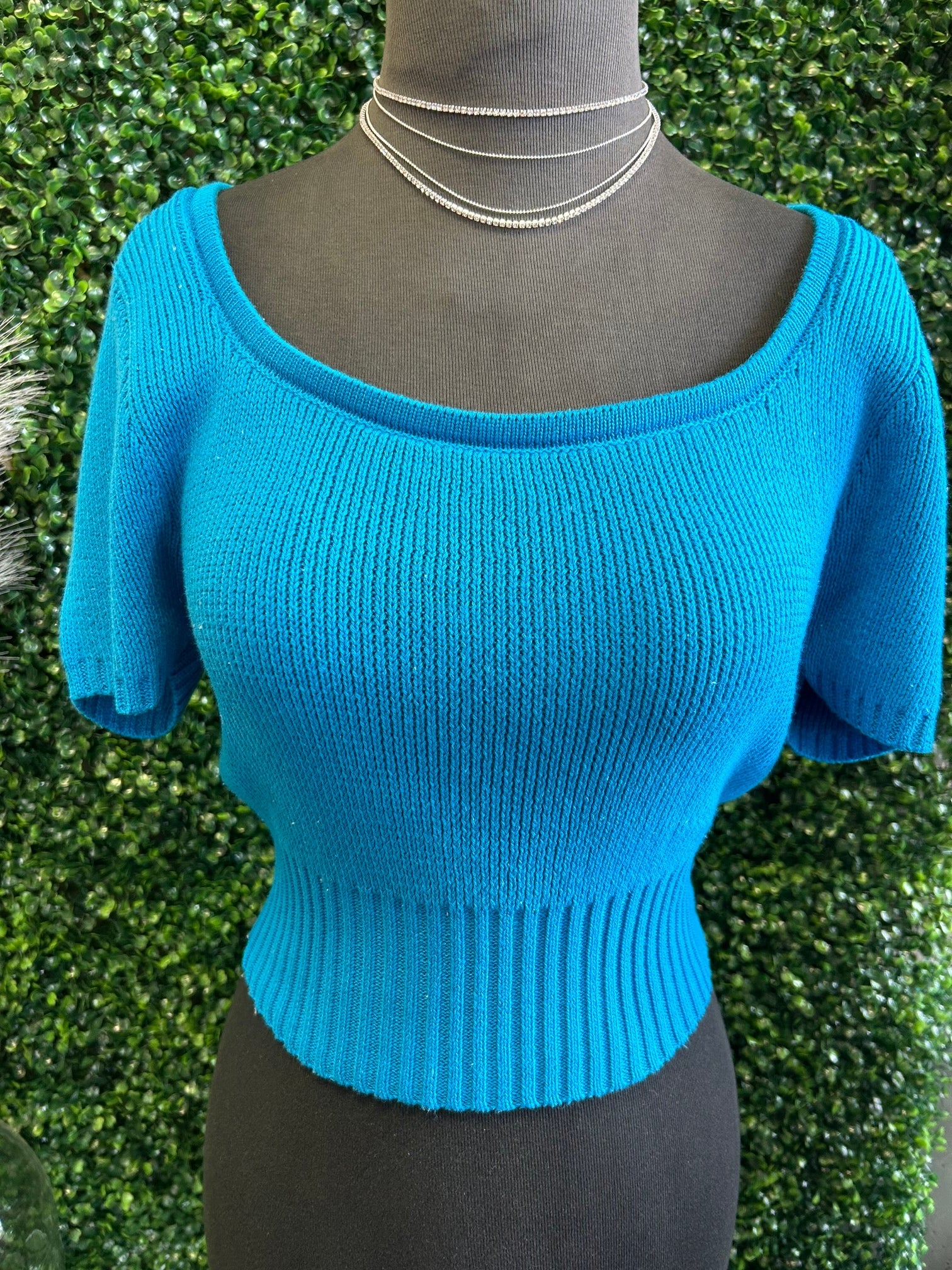 Scoop Neck Crop Sweater