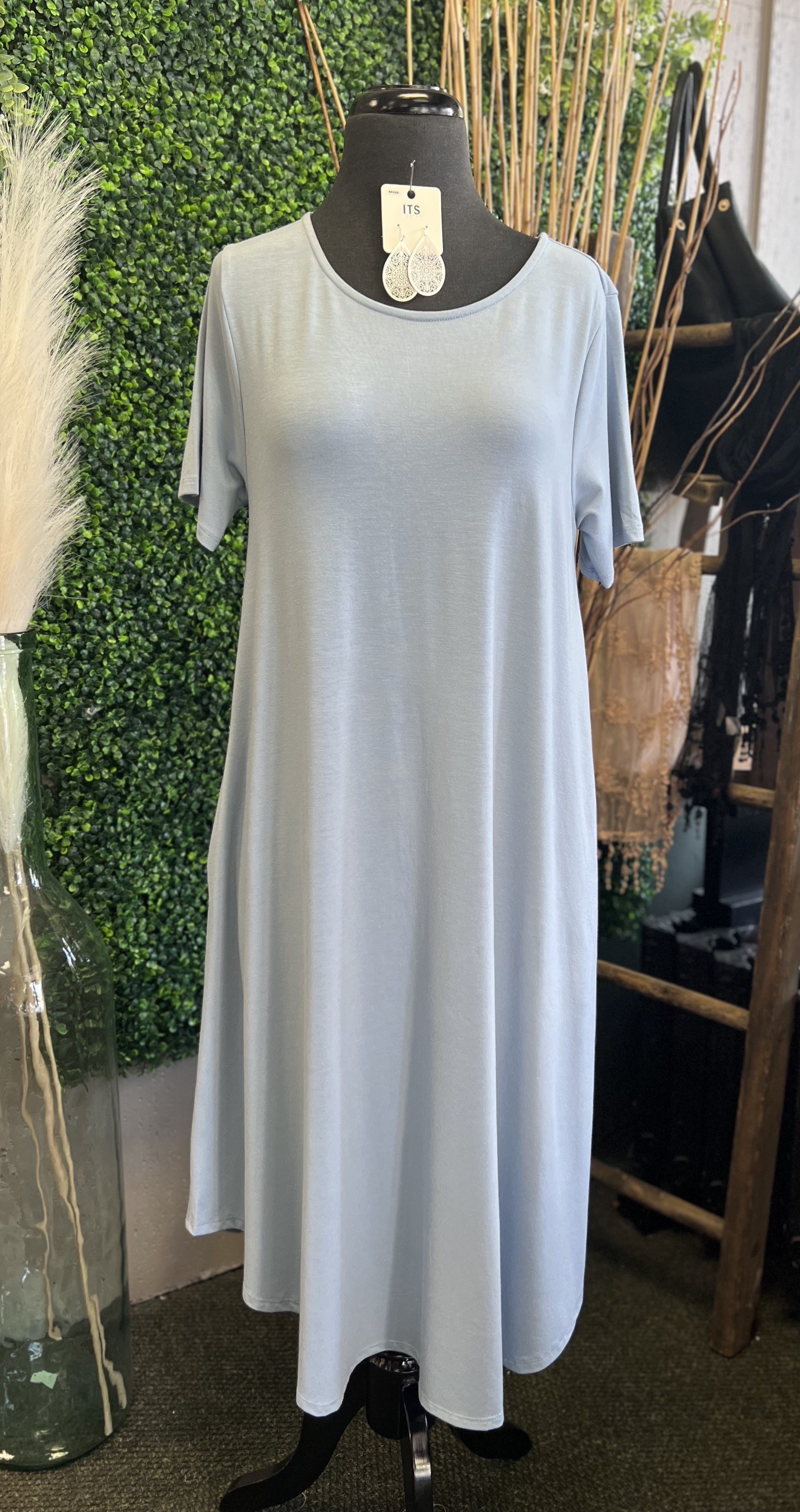 Short Sleeve Knee Length Dress