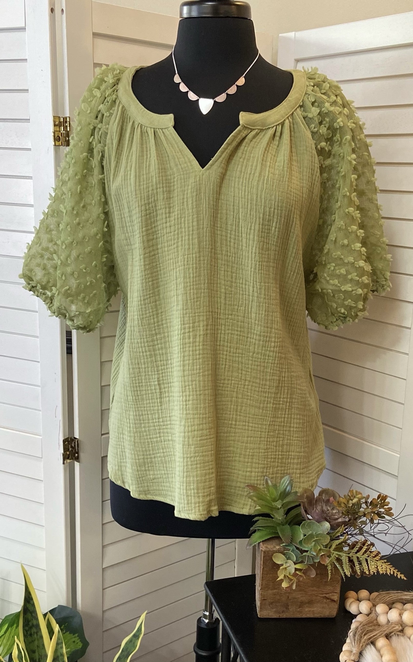 Sage Swiss Dot Top