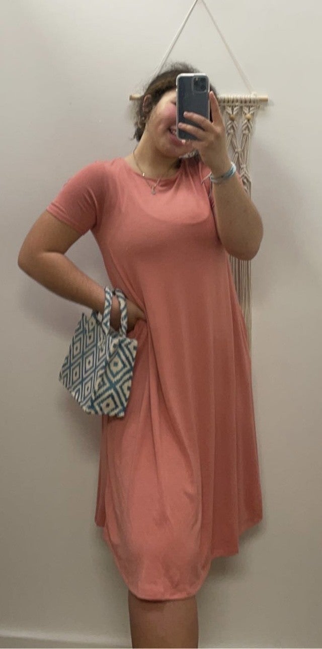 Short Sleeve Midi T-shirt Dress w/ Pockets