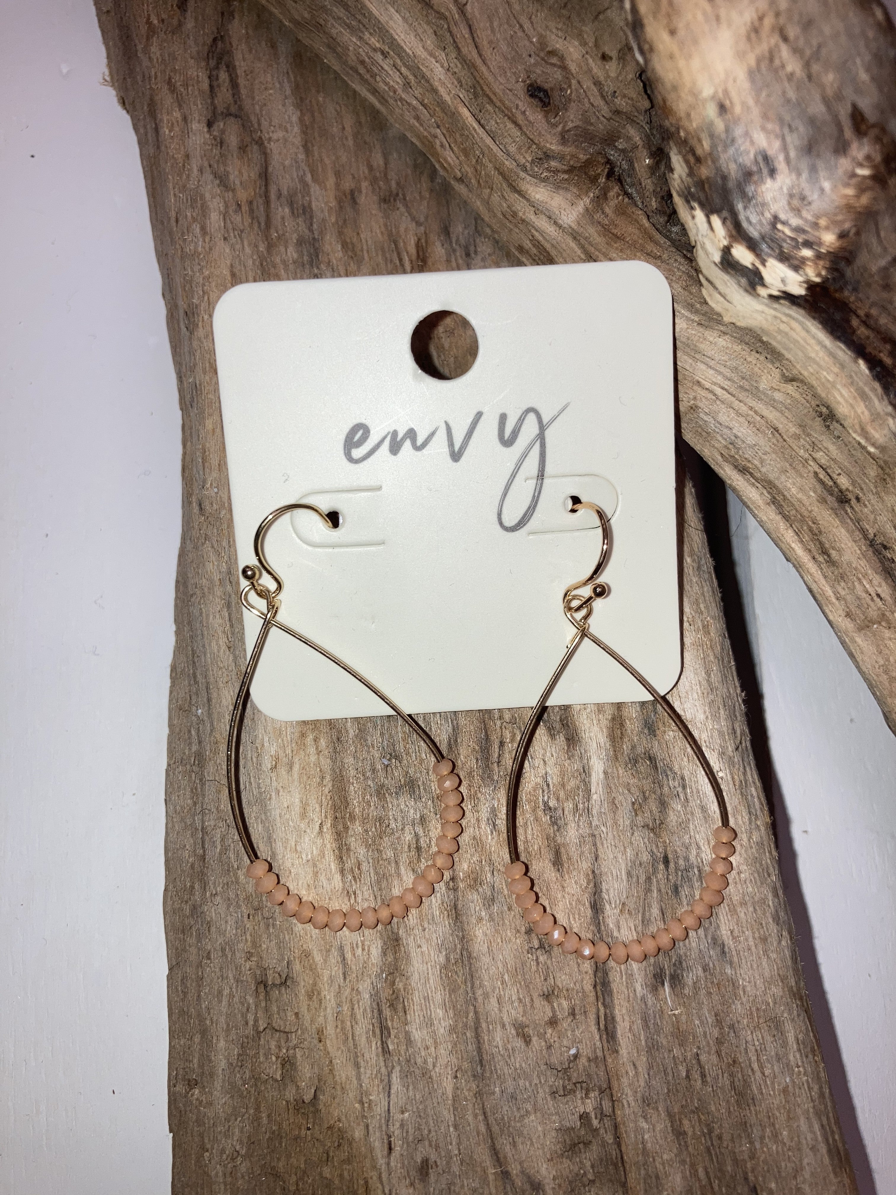 Peach bead drop earrings