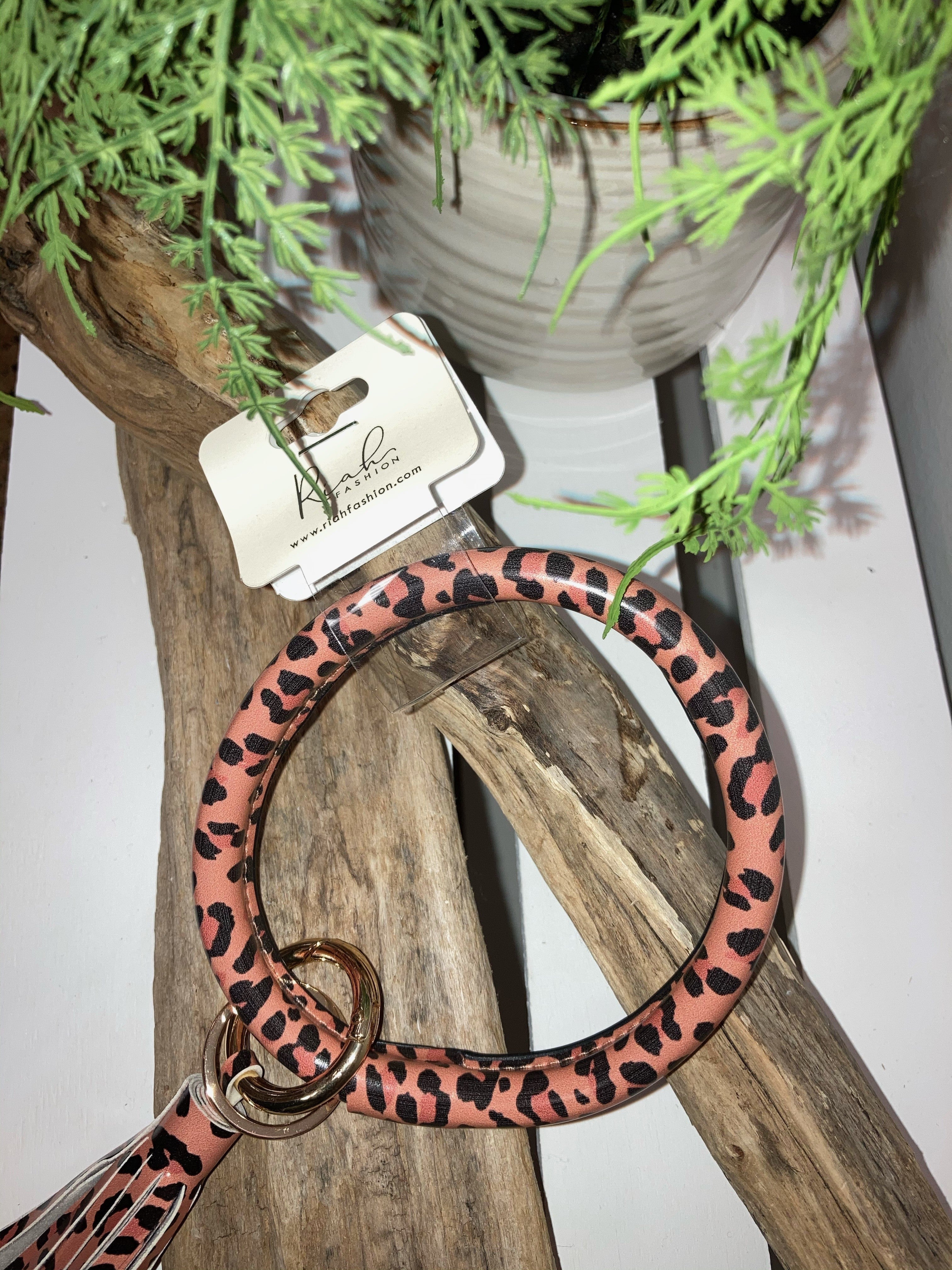 O ring wristlet keychain
